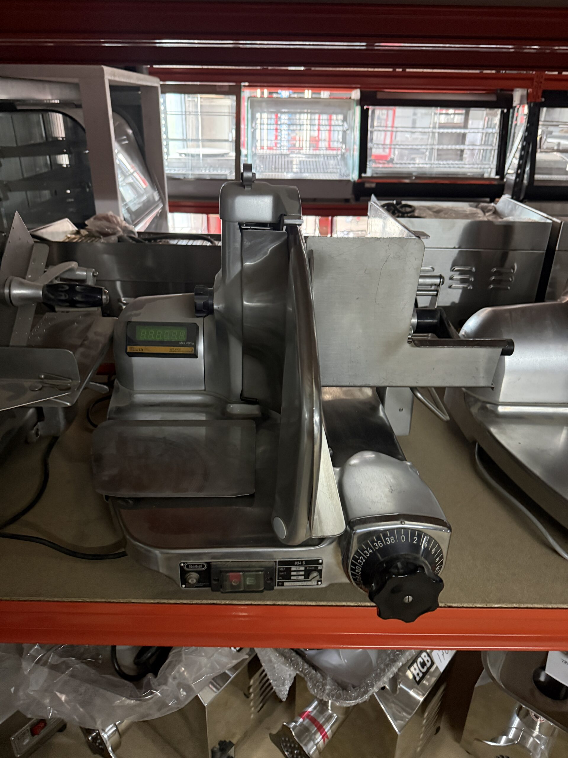 Berkel 834 Vleessnijmachine Snijmachine met weegschaal 230V