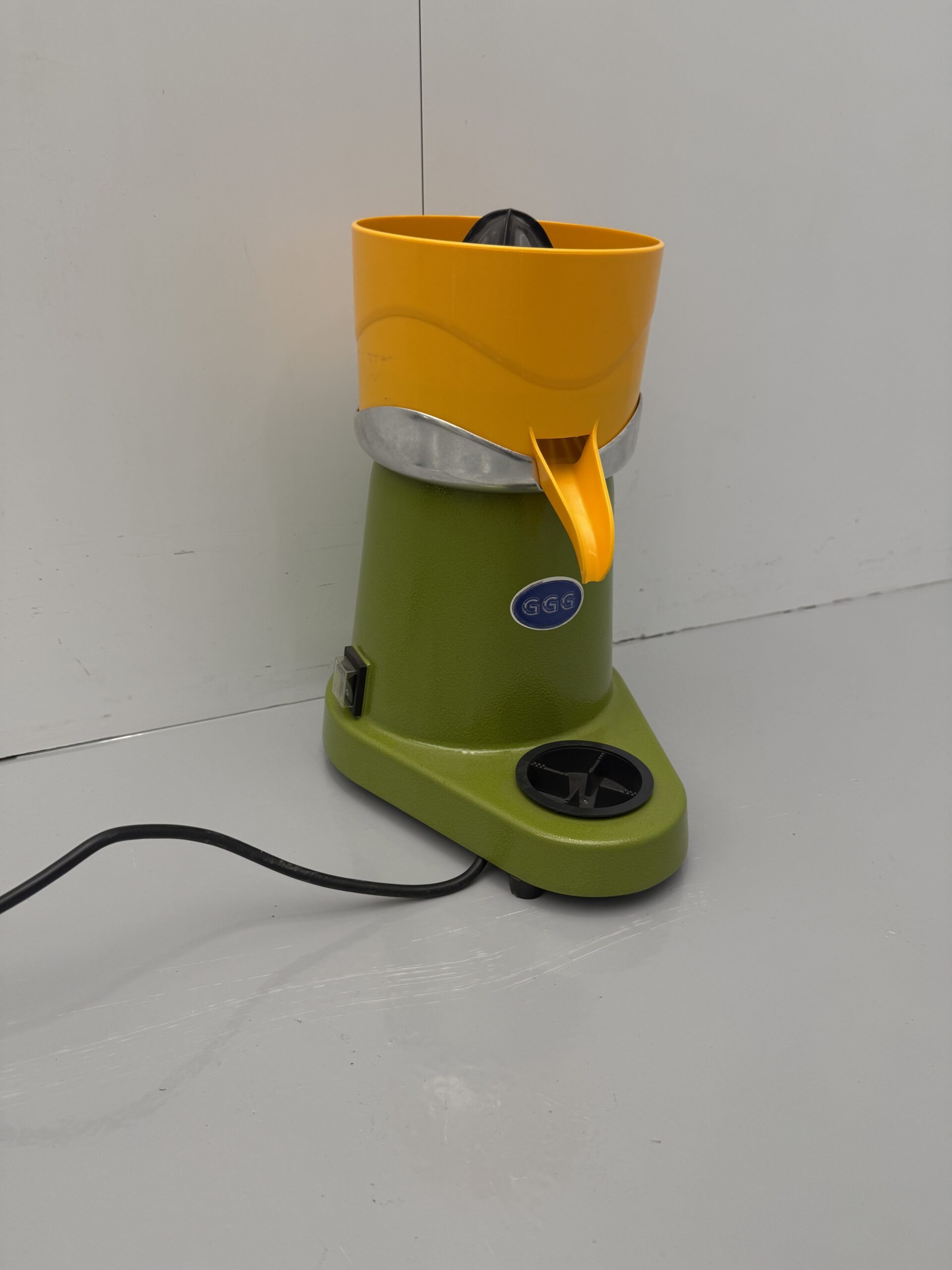 Exprimidor de naranjas GGG, exprimidor de cítricos, 230 V - Imagen 3