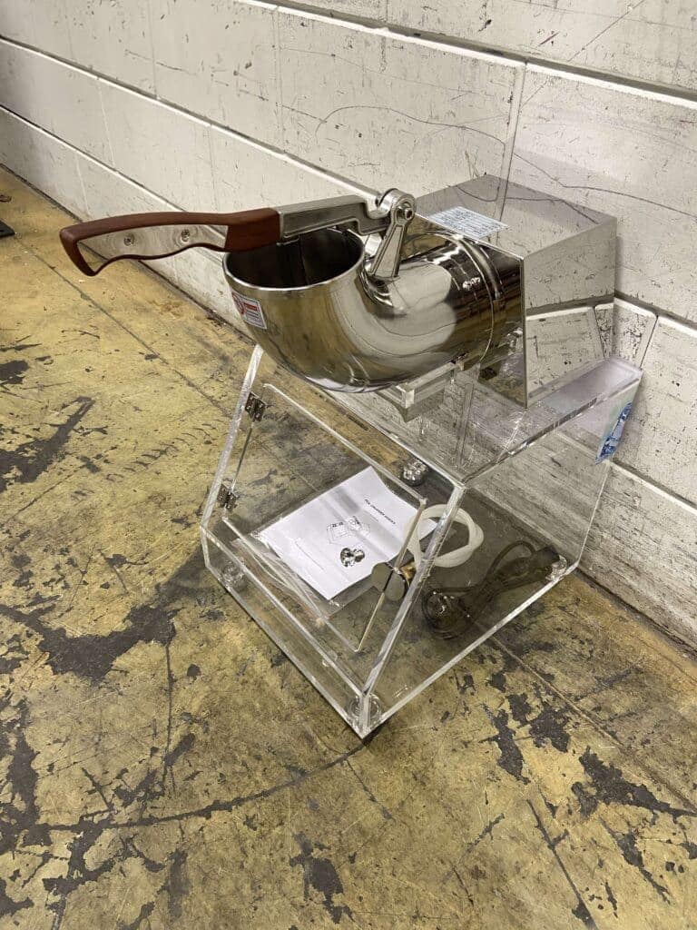 Chroom icecrusher Ijscrusher met Plexiglas bunker 20 kg per uur 230V Horeca - Afbeelding 5